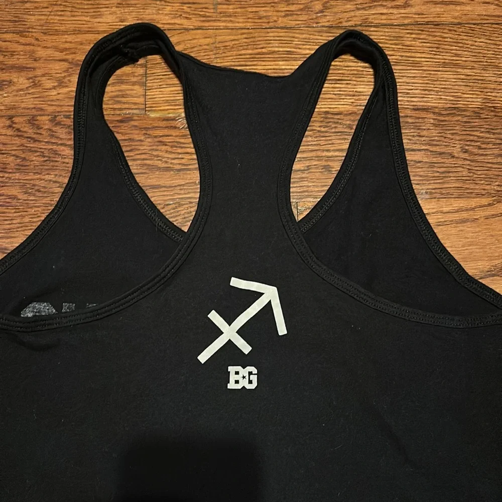 Tank - Picture 2 of 2